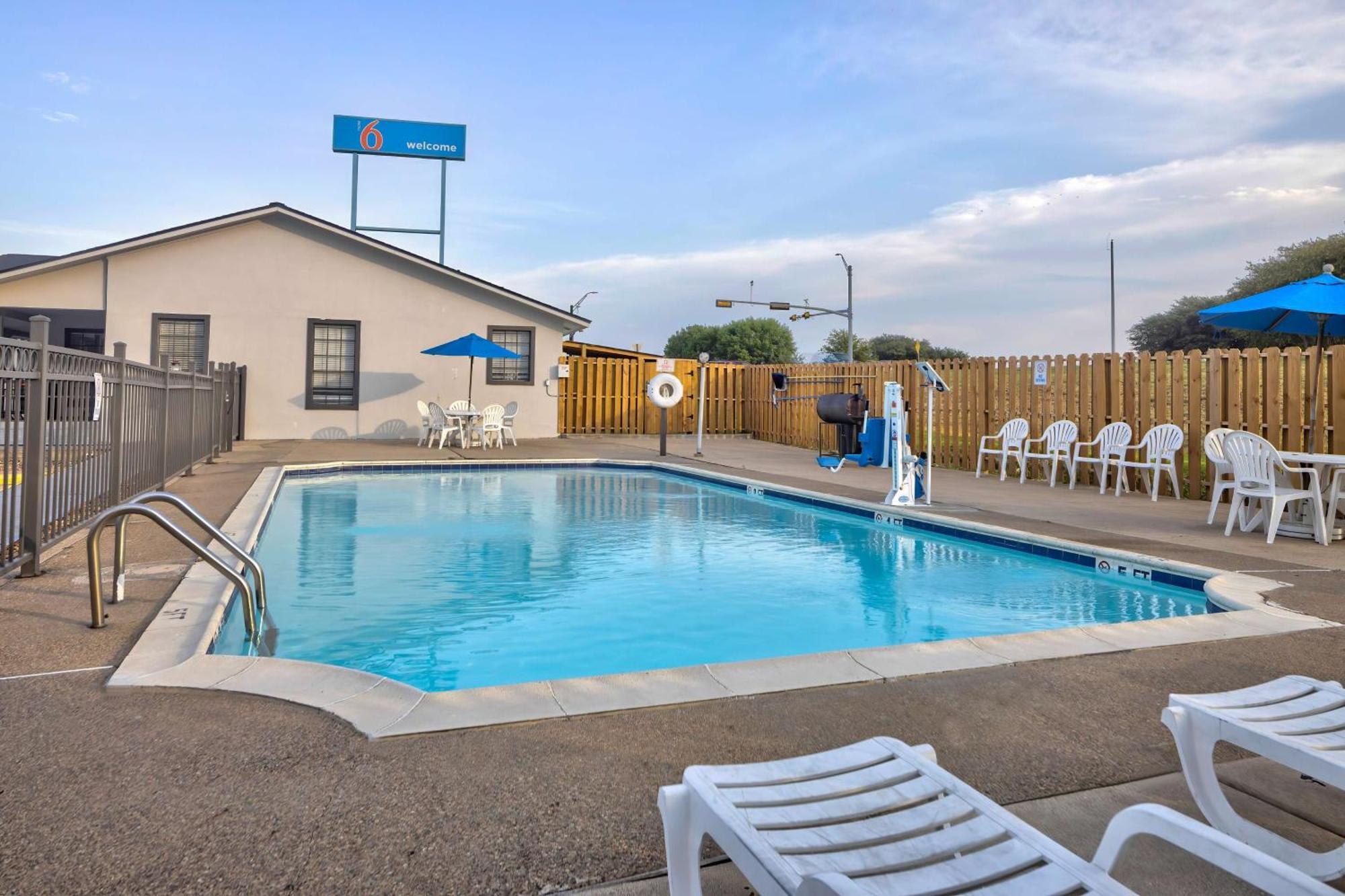 Motel 6-Bryan, Tx - College Station Exterior photo